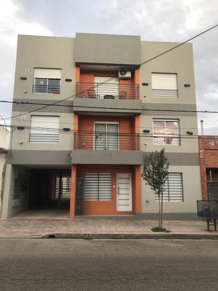 Departamento Pinto 1700